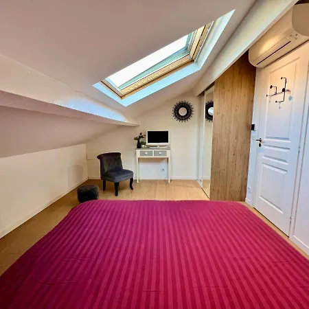 Cannes, A 500 M, Maison Rare 칸느